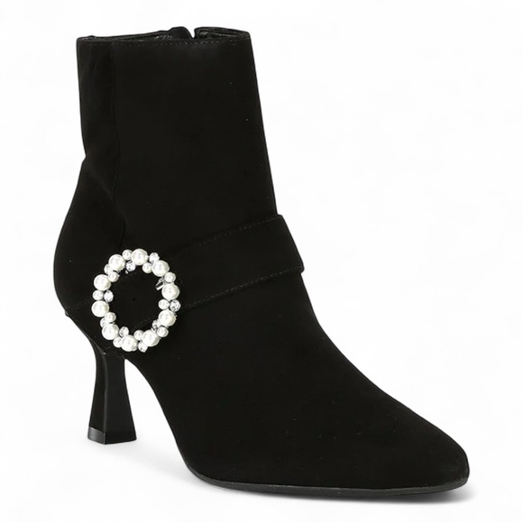 Alex Marie Black Suede Pearl Jewel Buckle Ankle Pointed Toe Booties Size 7M - Picture 1 of 12